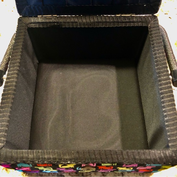 Colorful Cat Patterned Sewing Box - Picture 11 of 14